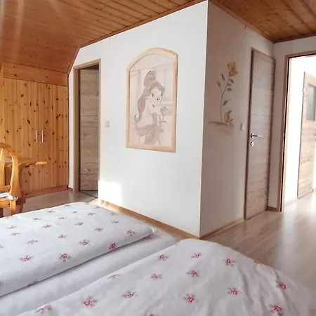 Gasthof Seeblick Guest house Zeutschach