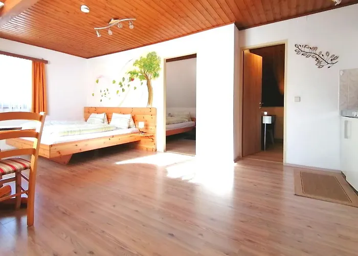 Seeblick Gasthuis Zeutschach